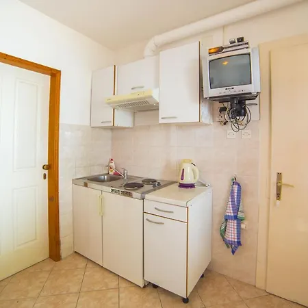 Mira Apartament *