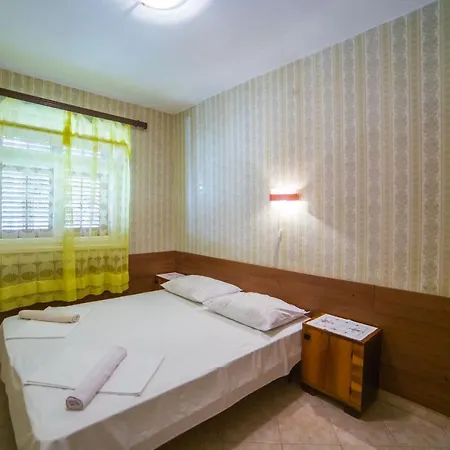 Mira Apartament