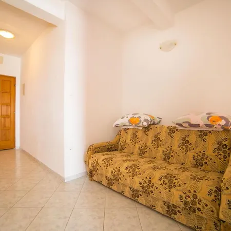 Apartament Mira Brist