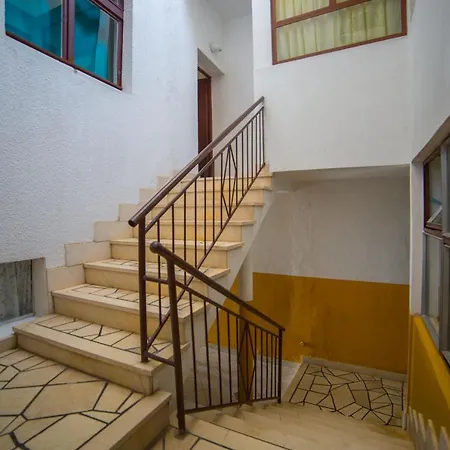 Apartament Mira Brist