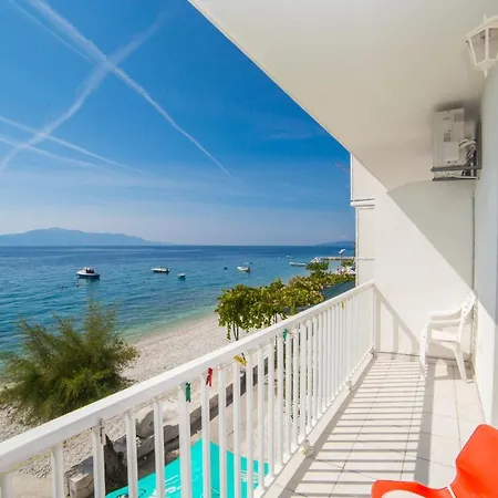 Mira Apartament Brist