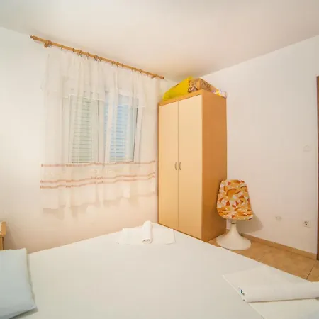 Apartament Mira