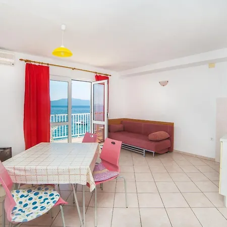 Apartament Mira Brist