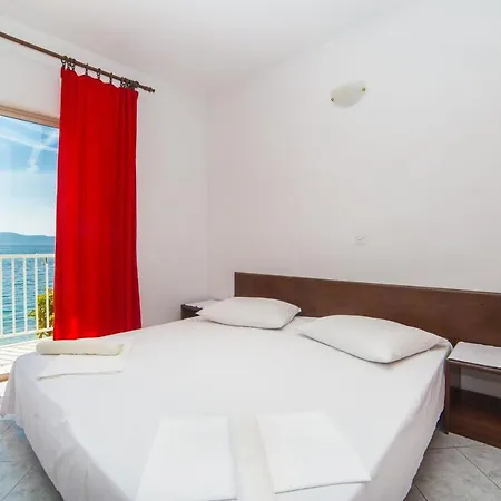 Mira Apartament Brist