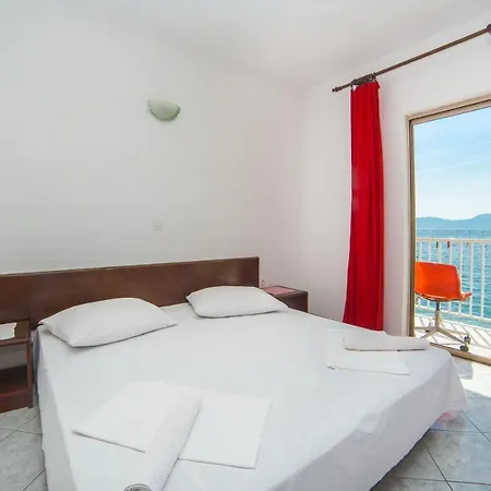 Mira Apartament Brist