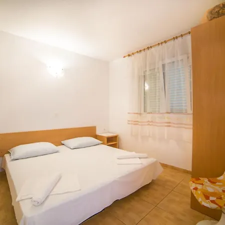 Apartament Mira