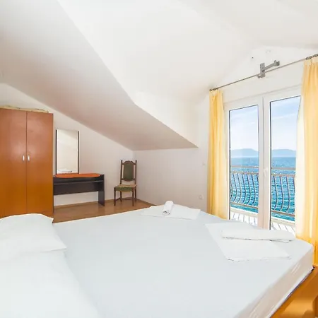 Mira Apartament *